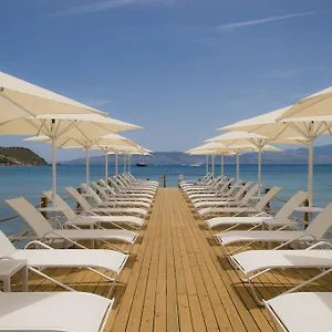 Bellazure Semesteranläggning (resort)